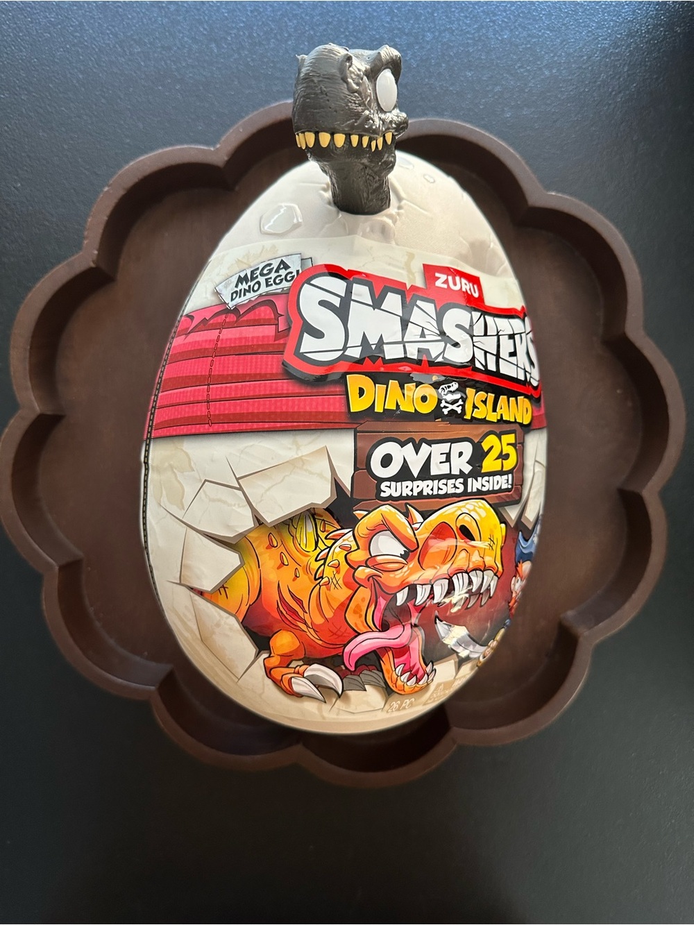 Zuru Smashers Dino Island Mega Dino Egg Over 25 Surprises